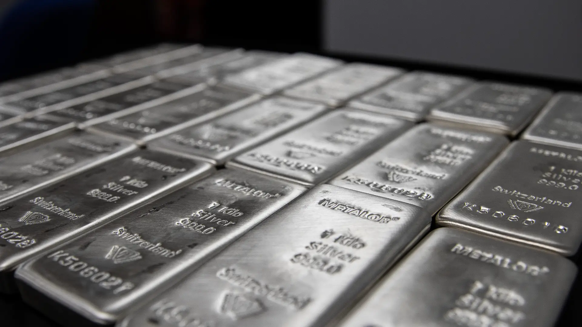 SMP Bullion & Diamonds - Buy & Sell Scrap Gold Dealer Birmingham UK SMP Bullion & Diamonds - Buy & Sell Scrap Gold Dealer Birmingham UK