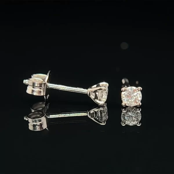 18CT Basket Set Natural Diamond Studs - Image 2