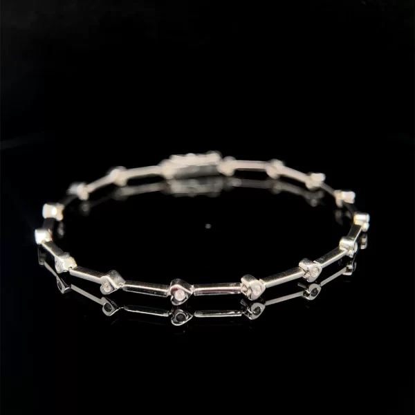 18kt Heart Link Tennis Bracelet